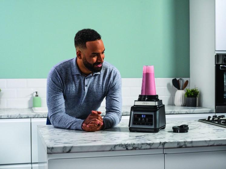 Ninja_2in1_Blender_BN750UK_Post_Blend_Cup_Smoothie_013_1812_CMYK-scaled