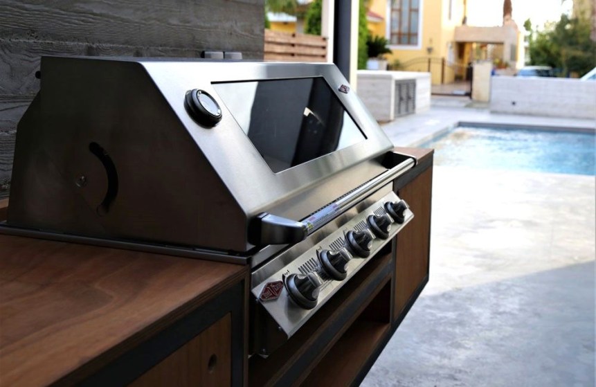 beefeater_3000s_builtin_lif_gal13